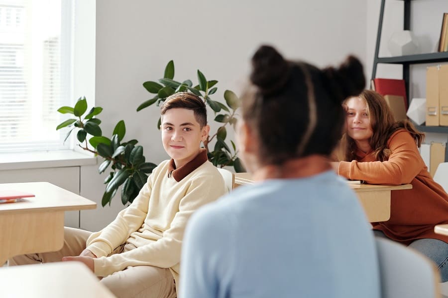 Thúc đẩy tình bạn trong lớp học